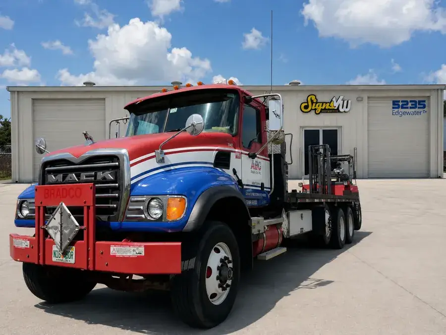 Mack heavy duty truck wrap
