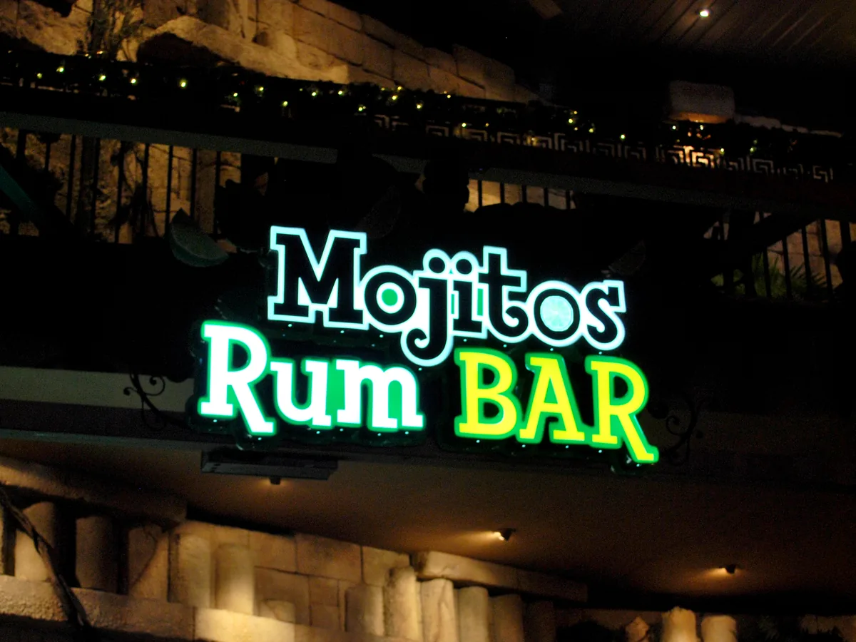 Mojitos Rum Bar — sign built and installed by Signs VW Orlando
